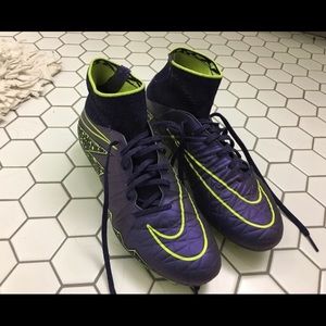 Nike hypervenom women’s soccer cleats